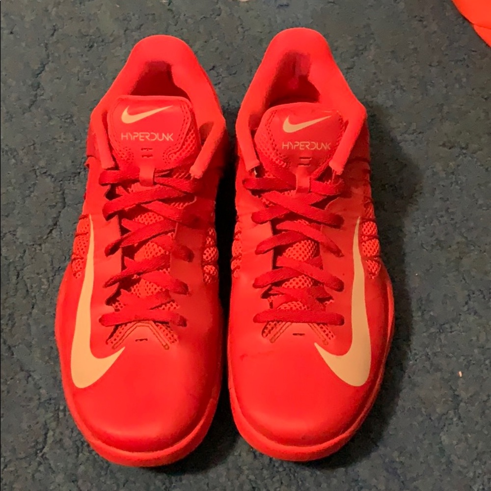 Men’s Nike Hyperdunk sneakers